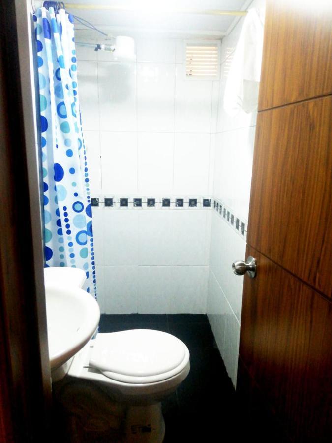 Room's El Dorado Privatunterkunft Bogotá